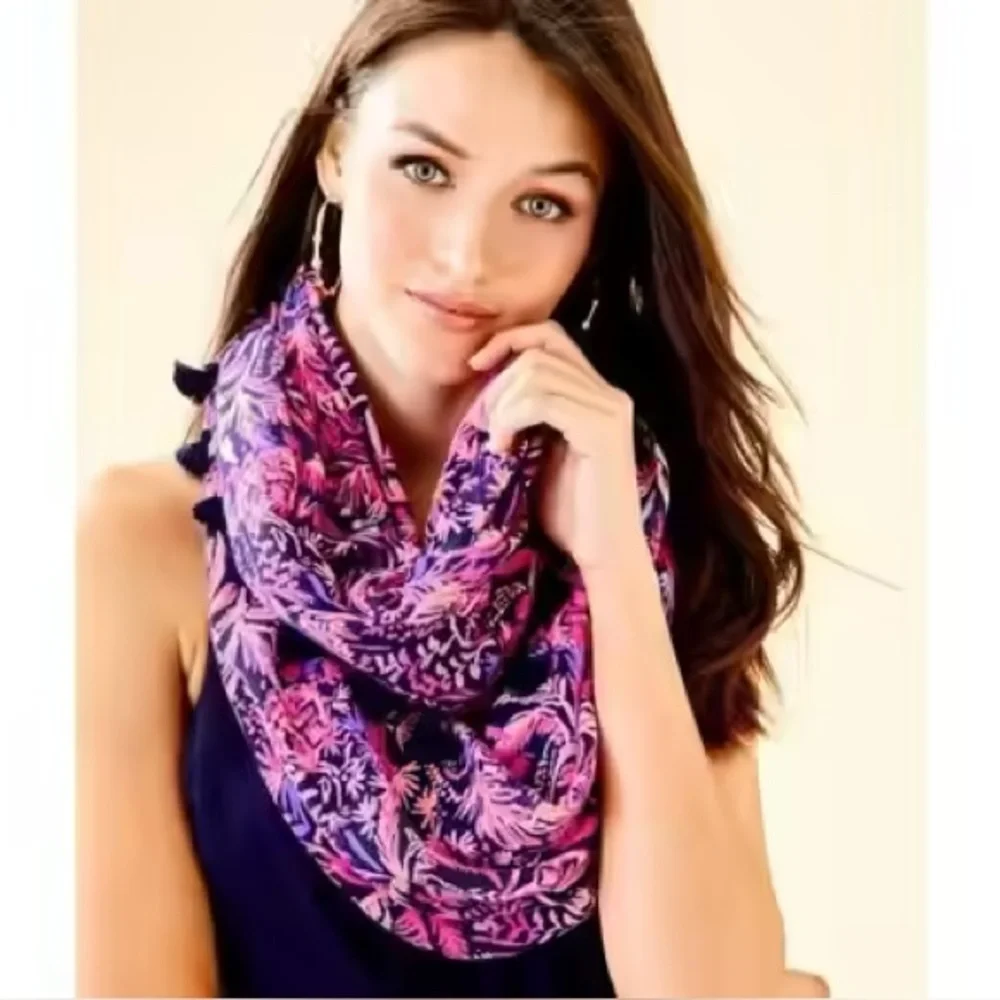 LILLY PULITZER Resort Infinity Loop scarf - Picture 1 of 8